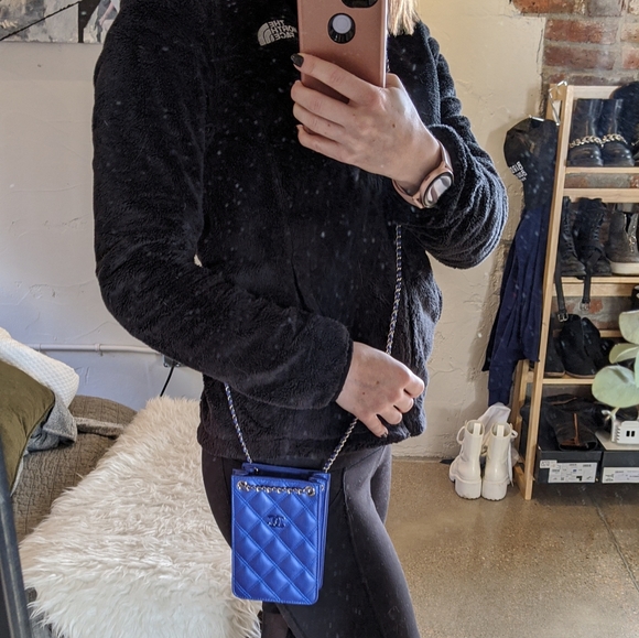 SOLD Chanel Blue Quilted iPhone Crossbody Bag - Picture 7 of 7